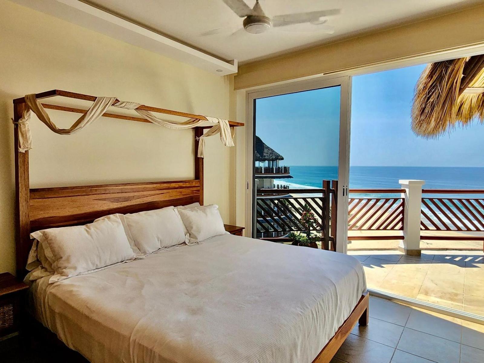 Beachfront In A Peaceful Resort 8Mi From Puerto Escondido Puerto Escondido  Exterior photo