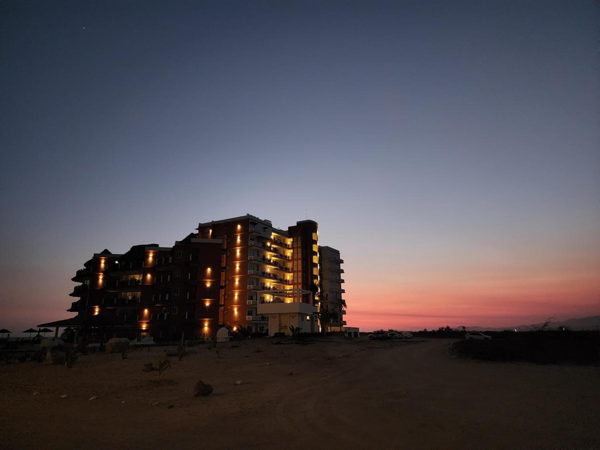 Beachfront In A Peaceful Resort 8Mi From Puerto Escondido Puerto Escondido  Exterior photo