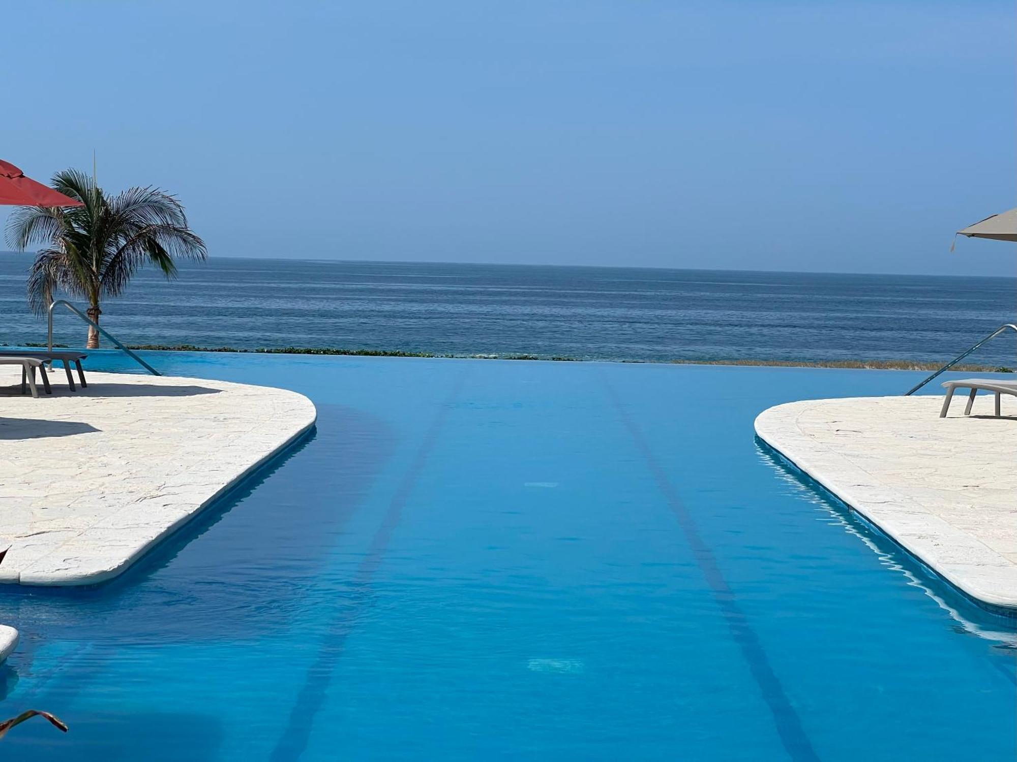 Beachfront In A Peaceful Resort 8Mi From Puerto Escondido Puerto Escondido  Exterior photo